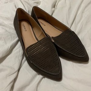 Torrid gray size 11 pointed toe loafers